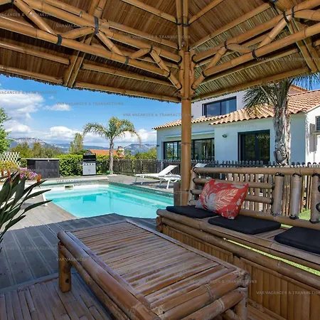 Piscine, Climatisation, Jardin, Barbecue, Internet, Refait A Neuf En 2023 Villa